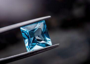 1 Carat kim cương bằng bao nhiêu Ly, Tiền, Gam 2024?