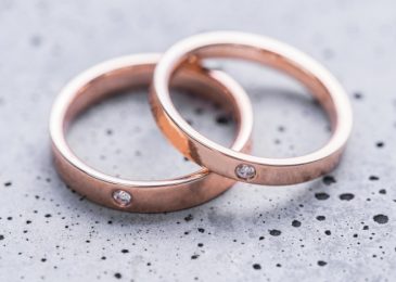 1 Cặp nhẫn cưới kim cương giá bao nhiêu 2022, Mua ở đâu uy tín?