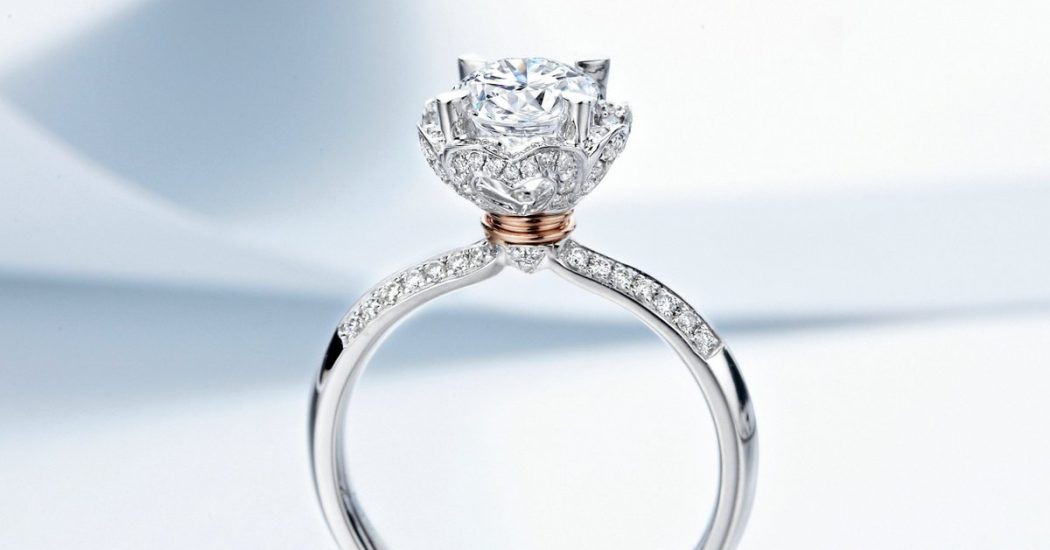 Nhẫn Dior nhẫn cưới Dior làm bằng gì giá bao nhiêu Có tốt không